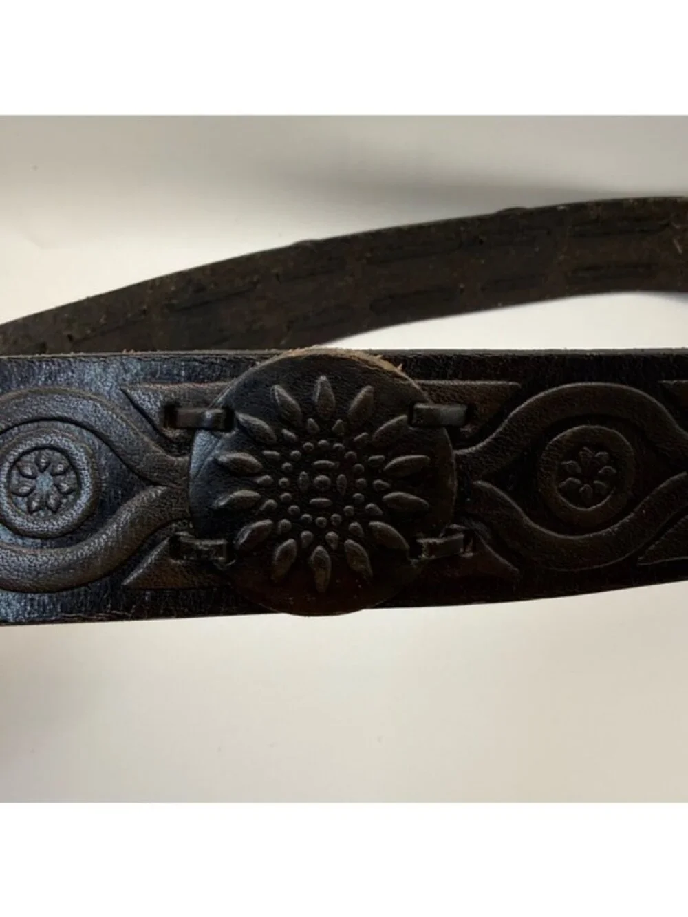 Fossil Tooled Leather Belt Size M 30 Western Floral Medallion Brass Buckle